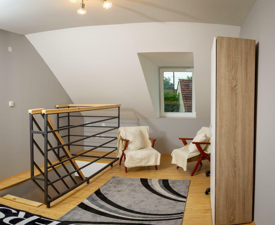 Casa Simon 3 Hotel Суботица Екстериор снимка